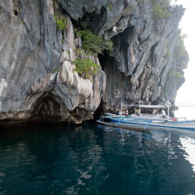 Cave Snorkel - Rock Island - Philippines